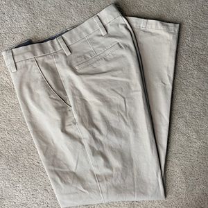 Dockers Khaki Tan Pants Classic Fit  32 x 30